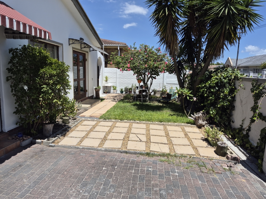 1 Bedroom Property for Sale in Rylands Western Cape